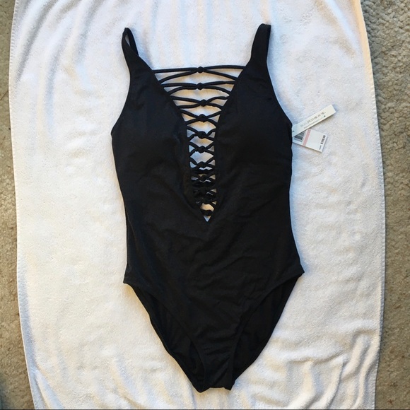 Bleu Rod Beattie Other - Bleu Rod Beattie size 10 swimsuit NWT black